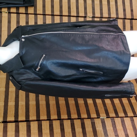 NWT!! $120 msrp Lane Bryant faux leather moto jacket - Picture 11 of 16